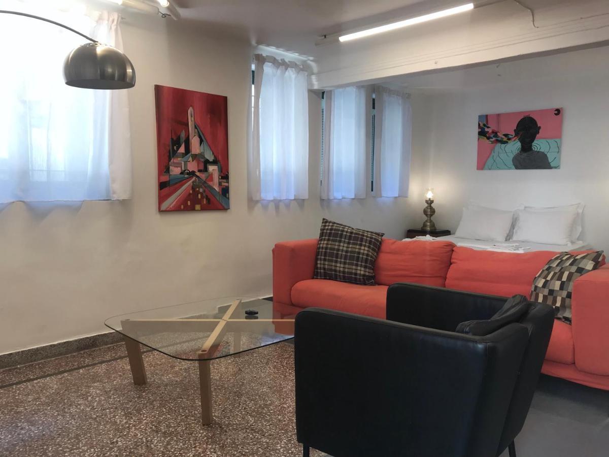Stylish, Basement Studio With Roof Top Access - Ep9B Atény Exteriér fotografie